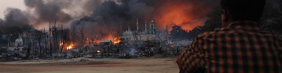 Meiktila moskee in brand
