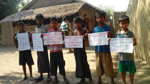 Rohingya kinderen maken duidelijk onder welke etnische noemer zij mee willen tellen